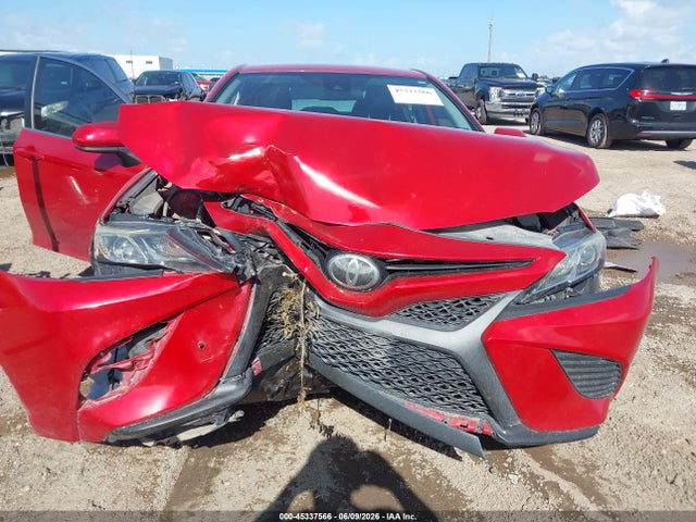 2019 Toyota CAMRY SE — фото 6