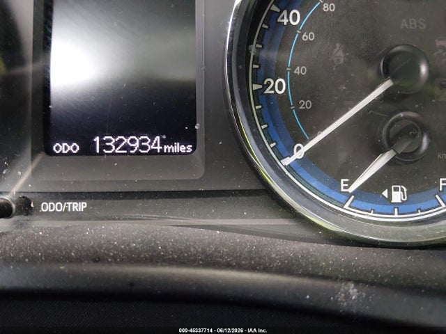 2019 TOYOTA COROLLA LE 16