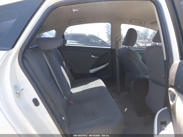صورة مصغرة 8 لـ 2012 Toyota PRIUS THREE