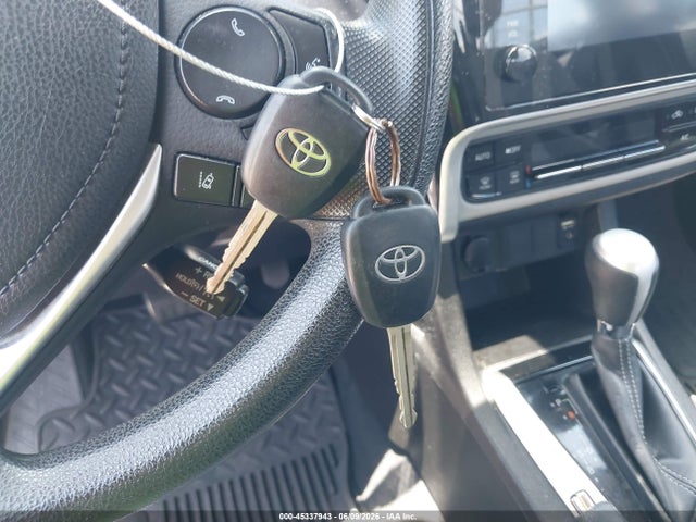 صورة مصغرة 11 لـ 2017 Toyota COROLLA LE
