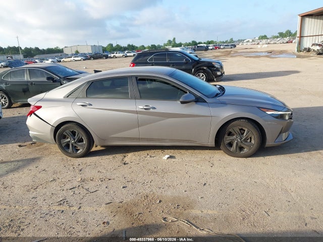 2021 HYUNDAI ELANTRA SEL 13