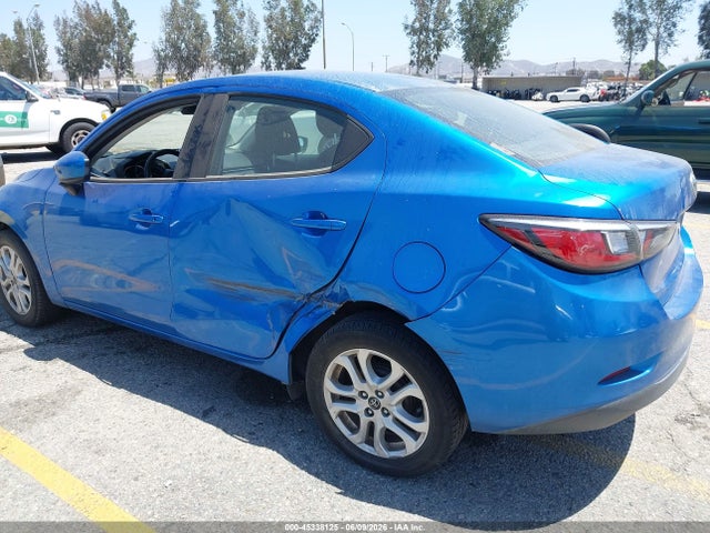 2018 Toyota YARIS IA — фото 6