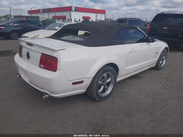 صورة 4 لـ 2005 FORD MUSTANG GT