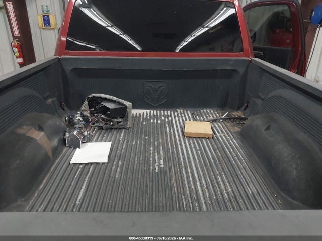 2015 RAM 1500 SPORT — фото 8