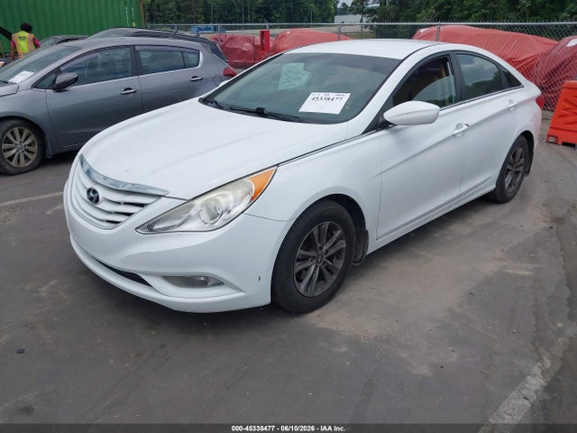 صورة 2 لـ 2013 Hyundai SONATA GLS