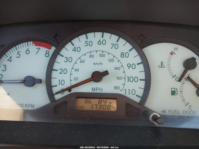 2004 Toyota COROLLA LE photo 7