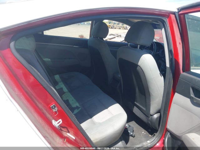 2017 Hyundai ELANTRA SE — фото 8