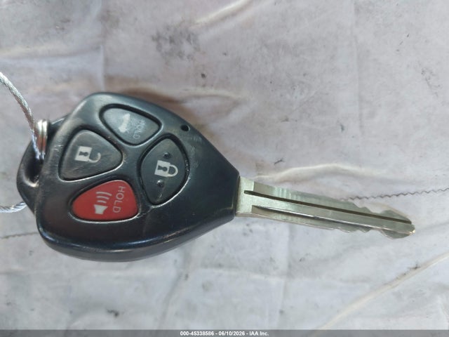 2010 Toyota COROLLA LE thumbnail 11