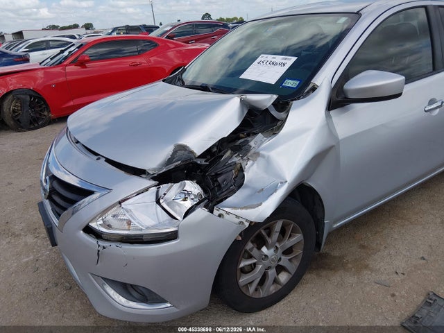 2015 Nissan VERSA 1.6 SV 照片 6