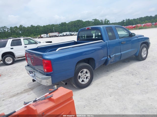 2005 Dodge DAKOTA SLT — фото 4