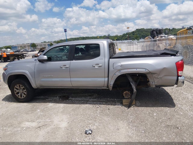 2016 Toyota TACOMA SR5 V6 — фото 6
