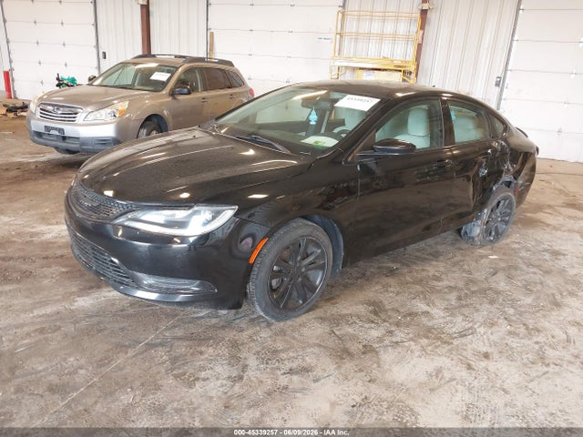 صورة 2 لـ 2016 Chrysler 200 LIMITED