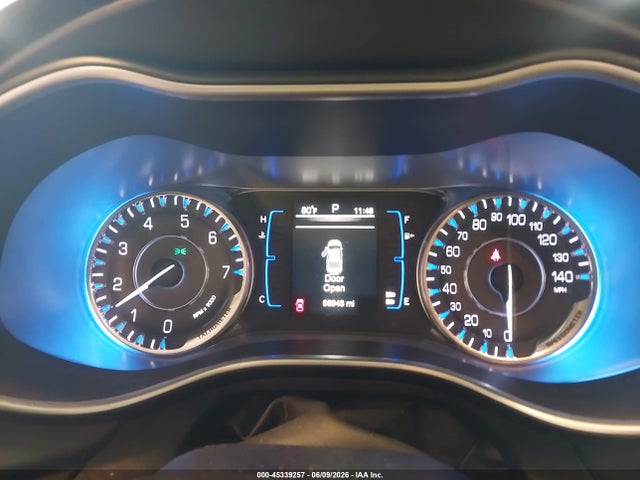 صورة 7 لـ 2016 Chrysler 200 LIMITED