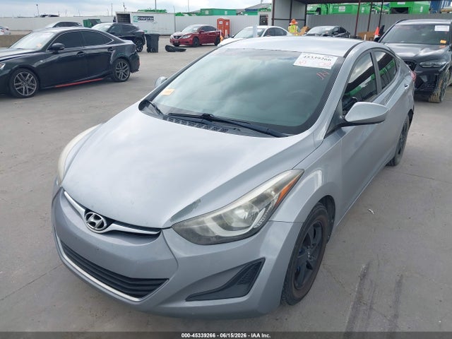صورة 6 لـ 2015 Hyundai ELANTRA SE
