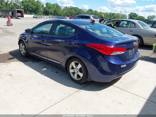 2013 Hyundai ELANTRA GLS 照片 3