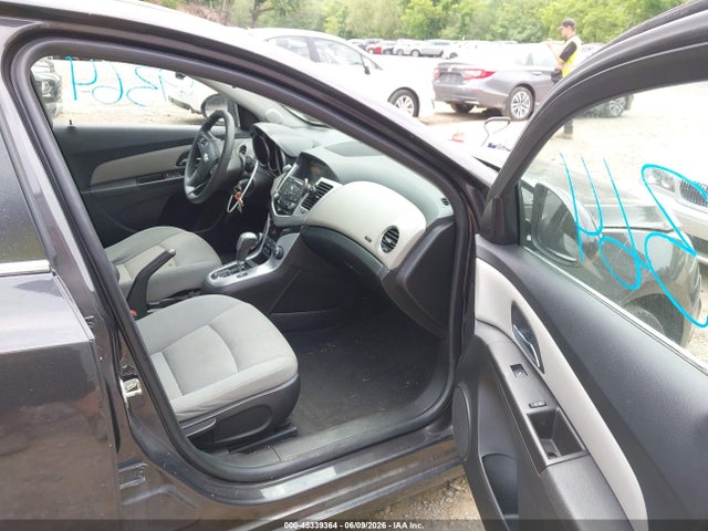2016 Chevrolet CRUZE LIMITED 1LT AUTO 照片 5