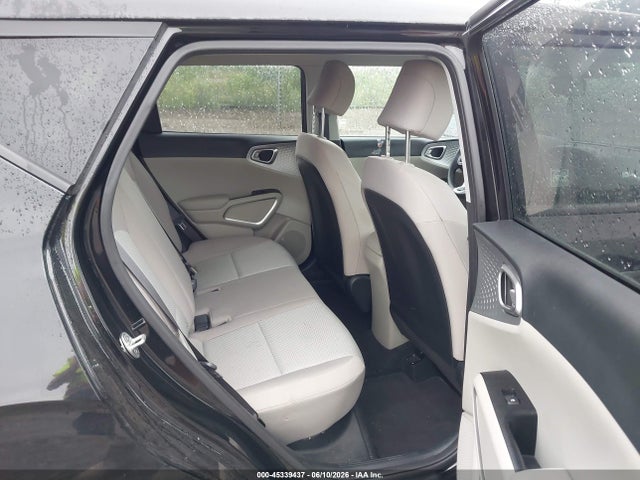 صورة 8 لـ 2021 KIA SOUL LX