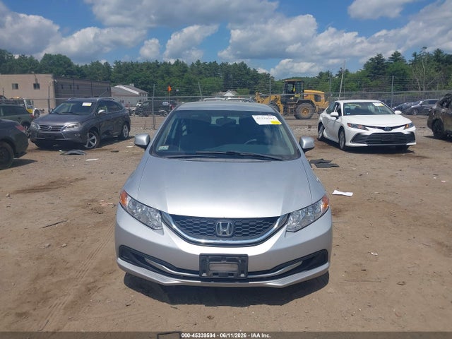 2013 Honda CIVIC LX — миниатюра 12