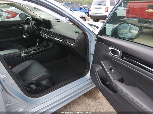 صورة 5 لـ 2022 Honda CIVIC TOURING