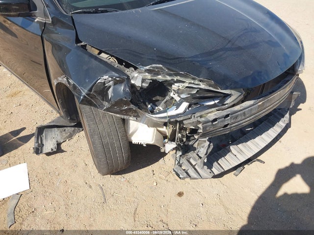 صورة 6 لـ 2016 Nissan SENTRA S