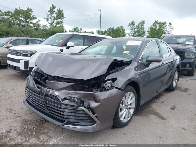 2024 Toyota CAMRY LE 照片 2