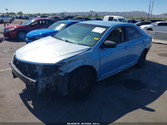 2012 Toyota CAMRY LE photo 2