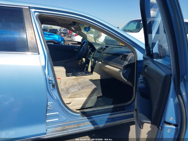 2012 Toyota CAMRY LE photo 5