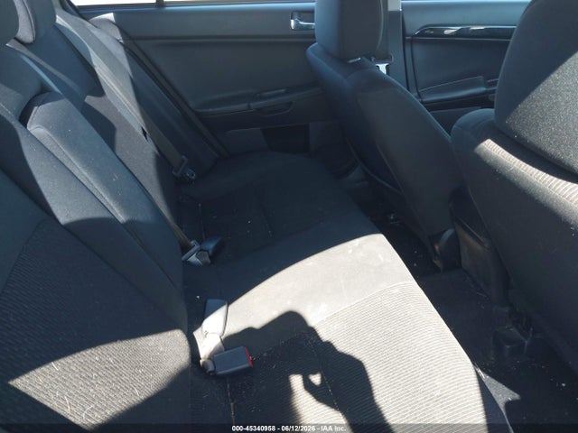 2016 Mitsubishi LANCER ES photo 8