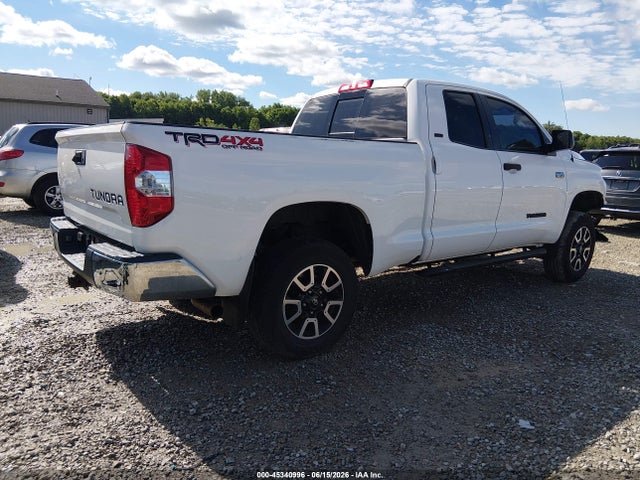 2017 Toyota TUNDRA SR5 5.7L V8 photo 4