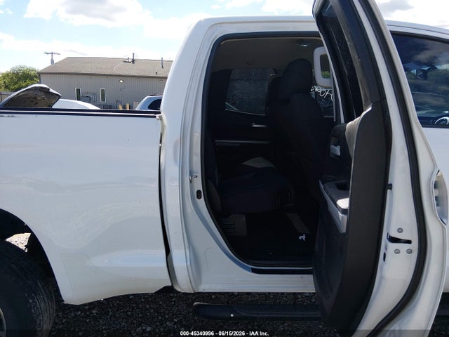 2017 Toyota TUNDRA SR5 5.7L V8 photo 8