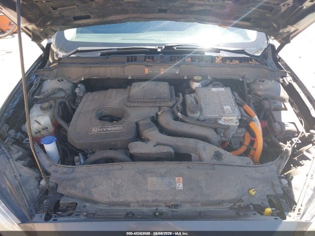صورة 10 لـ 2020 FORD FUSION HYBRID SE