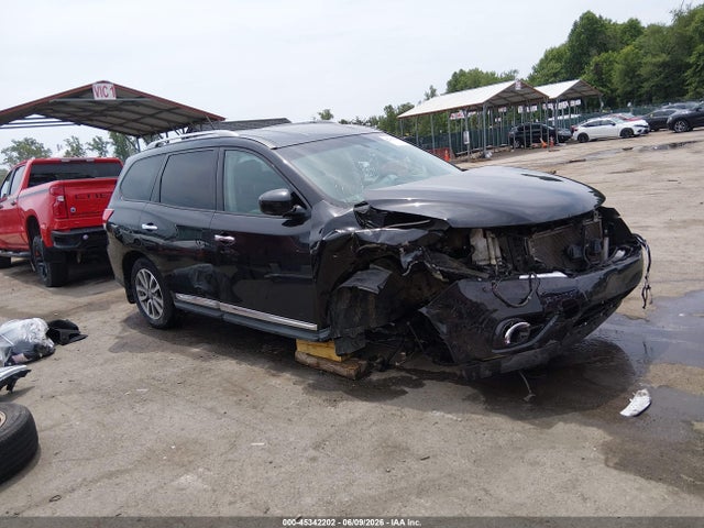 2016 NISSAN PATHFINDE SL