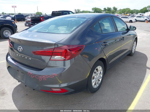 صورة 4 لـ 2020 Hyundai ELANTRA SE