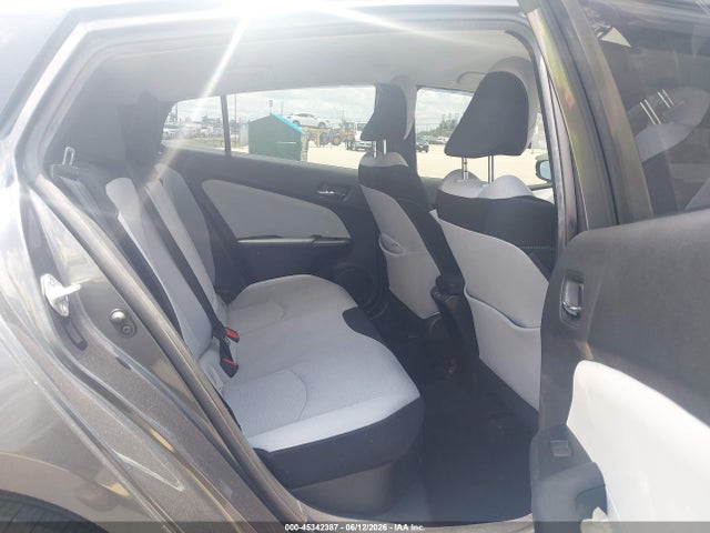 2020 Toyota PRIUS LE photo 8