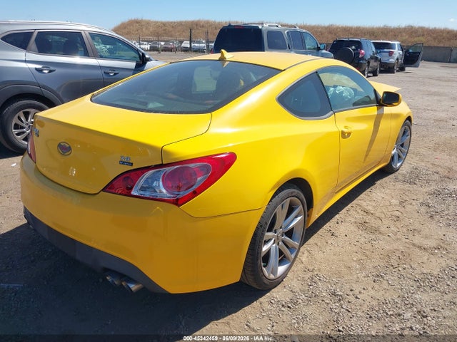 2012 Hyundai GENESIS 3.8 R-SPEC — фото 4
