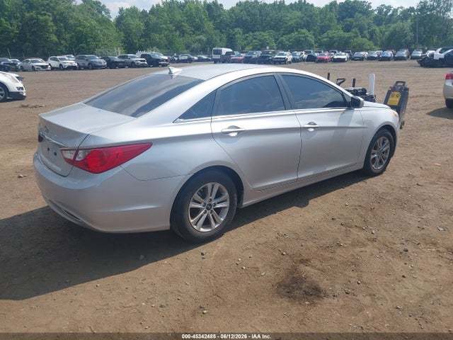 صورة 4 لـ 2013 Hyundai SONATA GLS