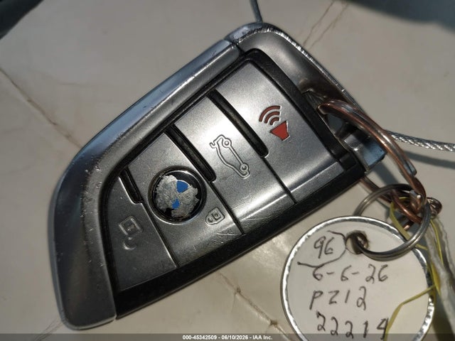 صورة 11 لـ 2019 BMW 530I