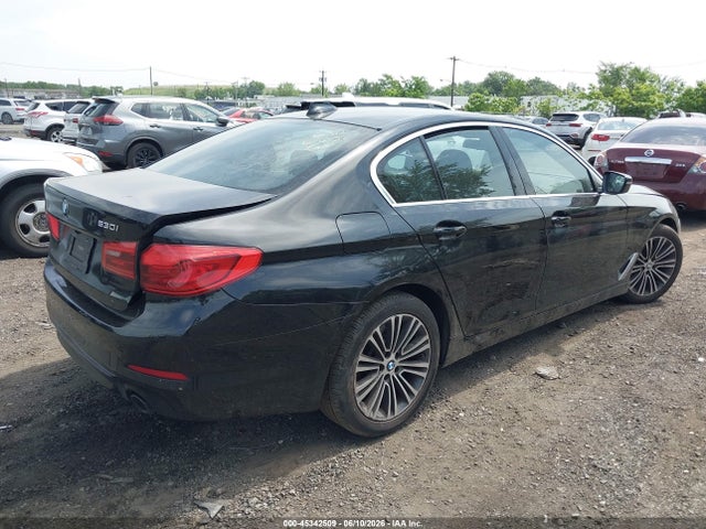 صورة 4 لـ 2019 BMW 530I