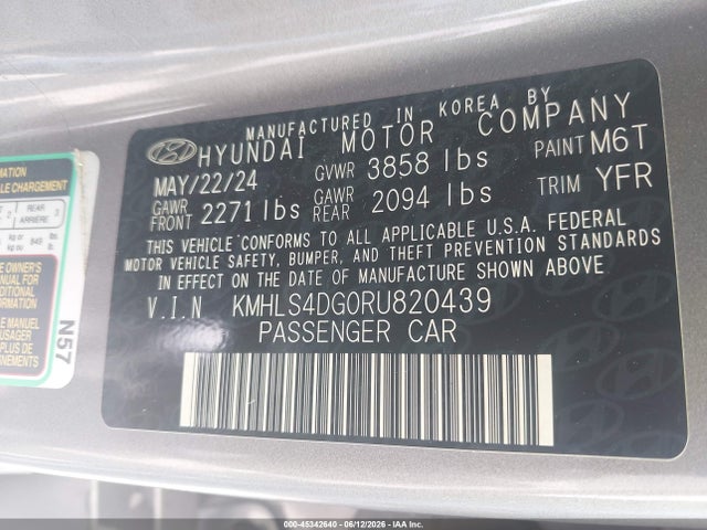 صورة 9 لـ 2024 Hyundai ELANTRA SEL