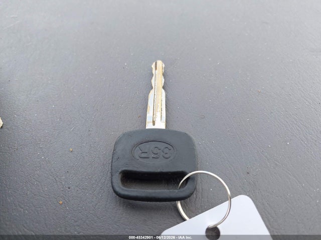 2001 Toyota COROLLA CE thumbnail 11