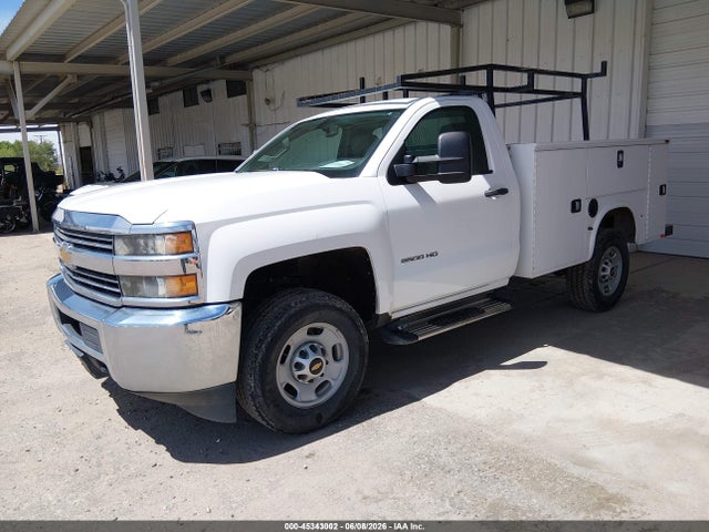 صورة 2 لـ 2015 Chevrolet SILVERADO 2500HD WT