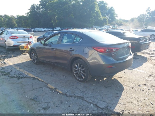 2018 Mazda MAZDA3 TOURING photo 3