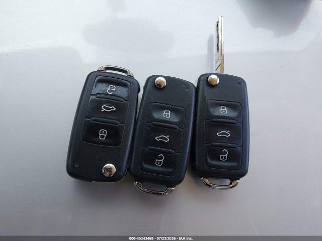 صورة مصغرة 11 لـ 2012 Volkswagen GOLF TDI 4-DOOR