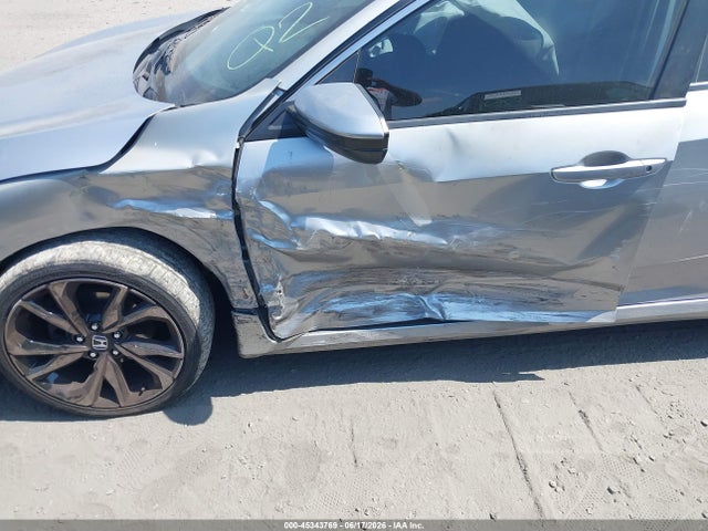 2018 Honda CIVIC LX — фото 6