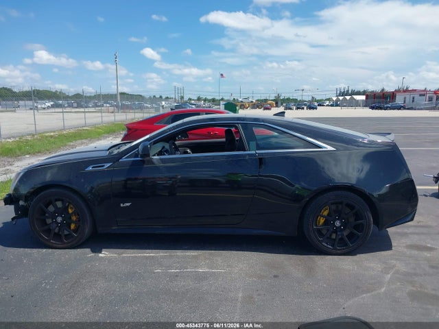 2012 Cadillac CTS-V — миниатюра 14