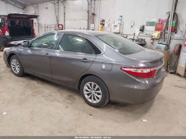 صورة 3 لـ 2016 Toyota CAMRY LE