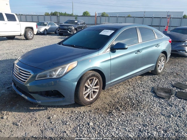 2017 Hyundai SONATA photo 2