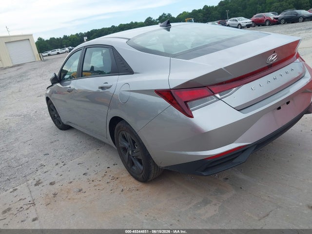 صورة 3 لـ 2022 Hyundai ELANTRA SEL