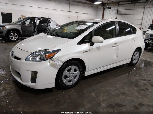 2011 Toyota PRIUS TWO — фото 2
