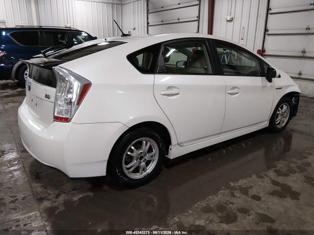 2011 Toyota PRIUS TWO — фото 4